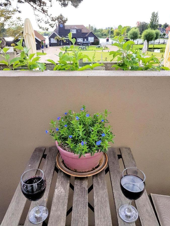 Regatta - A Lakeview Apartment In Thorpeness - Aldeburgh Coastal Cottages Екстериор снимка